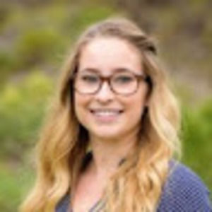 Meet your Posher, Daniela